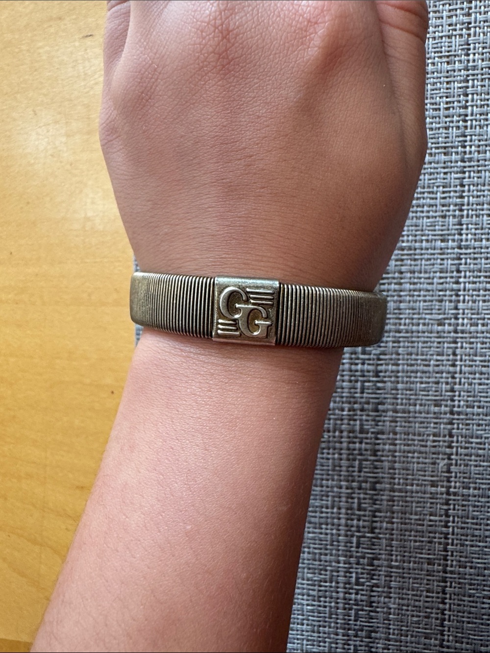 Vintage GG Collection stretch Gold-Tone Ribbed Logo Bracelet
